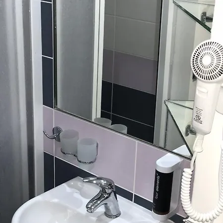 Elma Hotel 3*