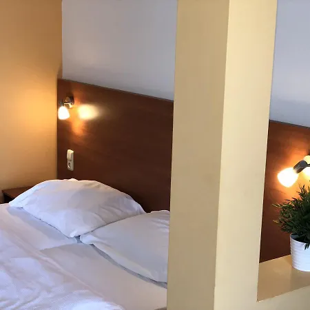 Hotel Elma 3*