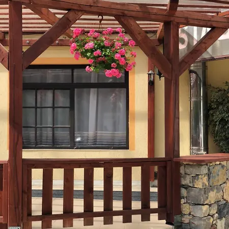 Elma Hotel 3*